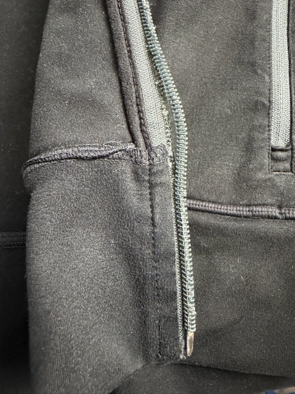 Vuori Men’s Hoodie Full Zip Closure black large - Picture 6 of 9